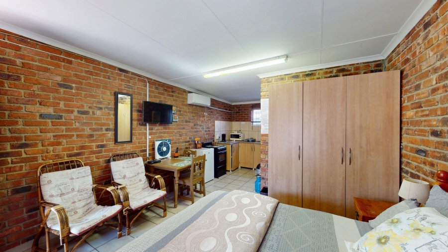 10 Bedroom Property for Sale in Potchefstroom North West